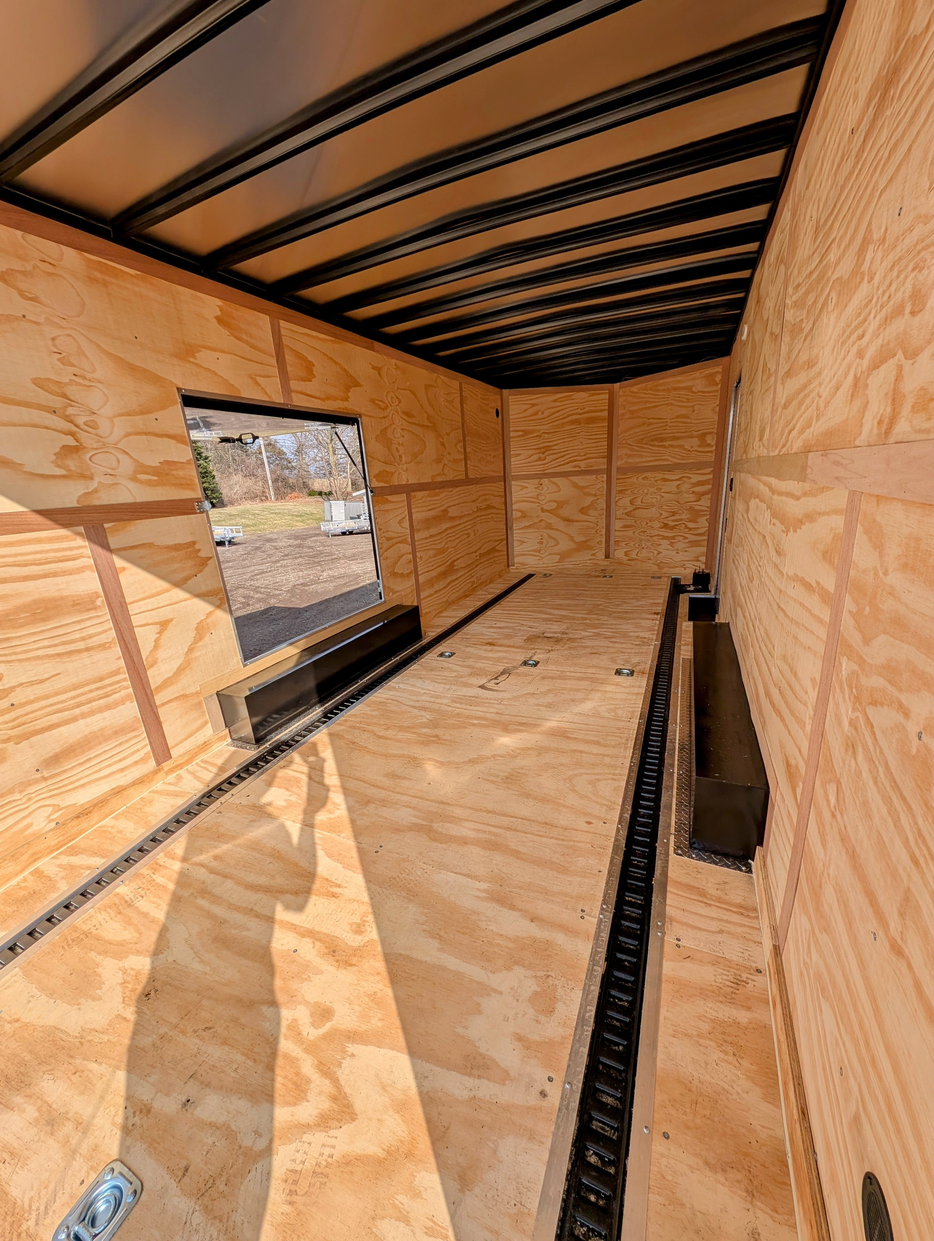 Cargo Mate E Series 8.5x20Ft Enclosed Cargo Trailer Toy Car Hauler w Escape Door Stock 124055