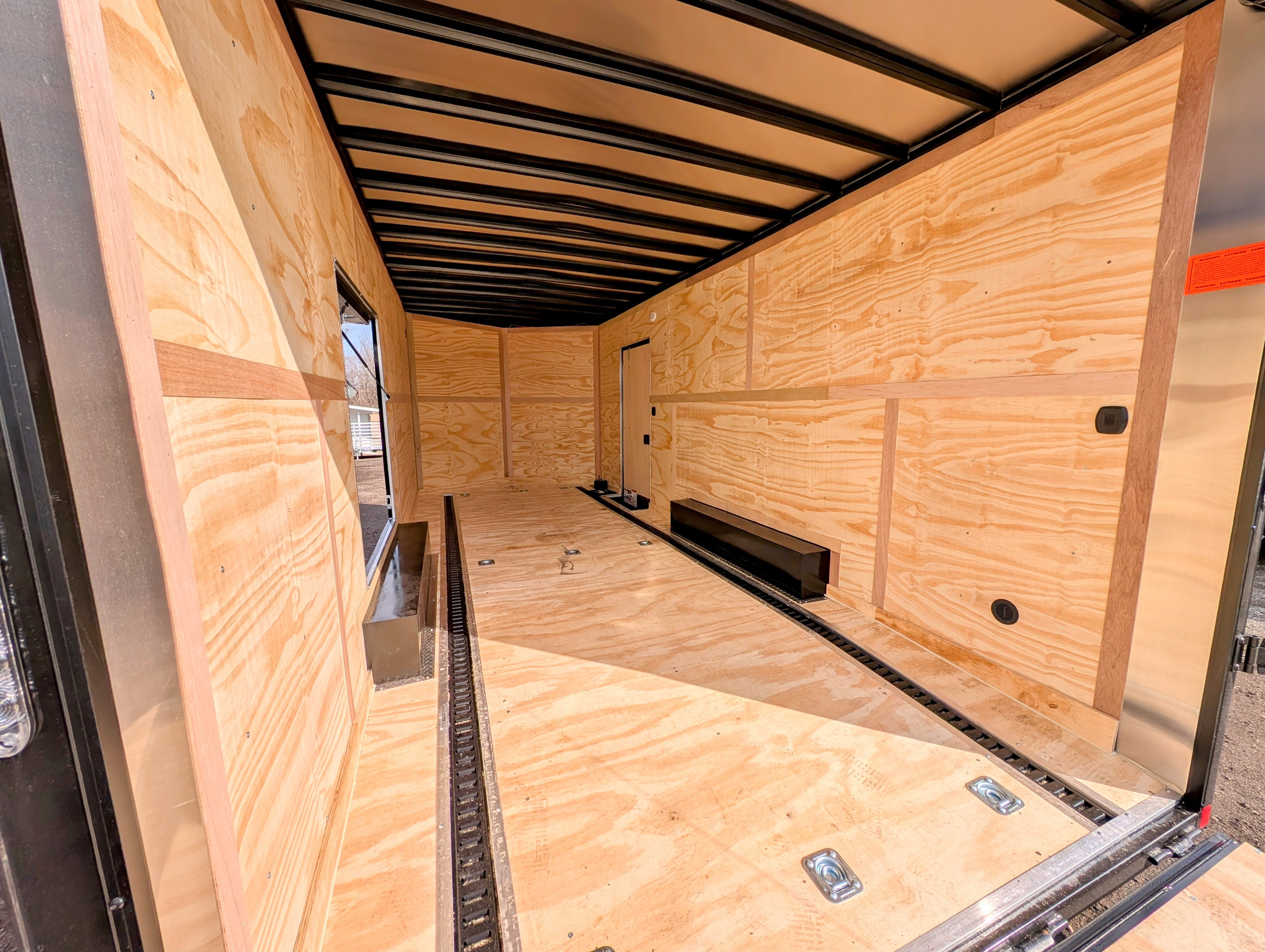 Cargo Mate E Series 8.5x20Ft Enclosed Cargo Trailer Toy Car Hauler w Escape Door Stock 124055